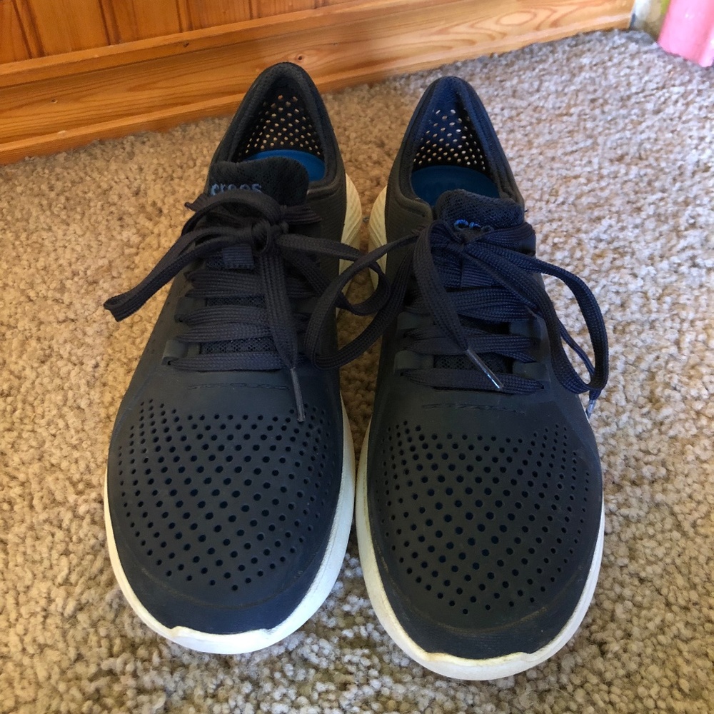 Crocs LiteRide Pacer- Women's 9